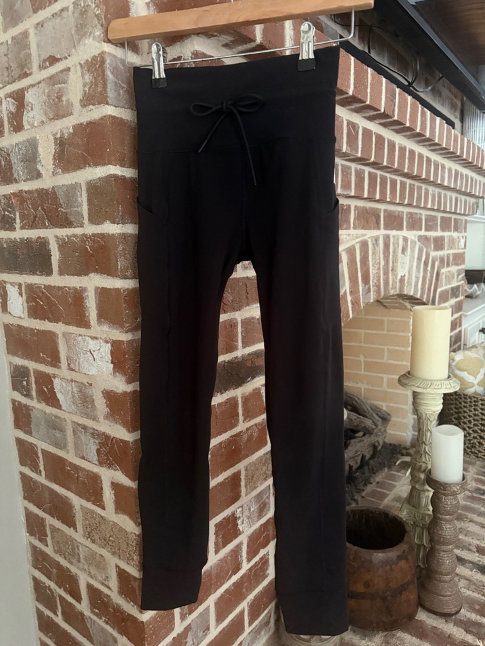 Like New Vuori Daily Pocket Legging - Picture 3 of 11